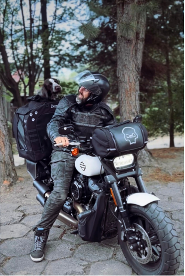 DeeMeed Motorcycle lemmikkilaukku LARGE (11-20 kg | 25-44 lb) CORDURA(R) Panoramic