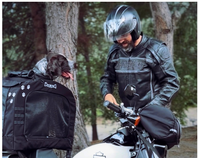 DeeMeed Motorcycle lemmikkilaukku LARGE (11-20 kg | 25-44 lb) CORDURA(R) Panoramic